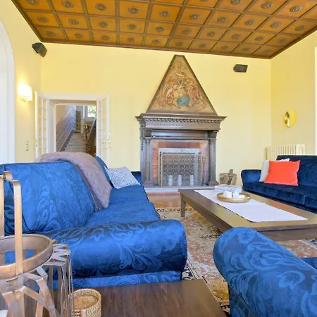 Vila Luxurious In Italian Lakes Region With Pool